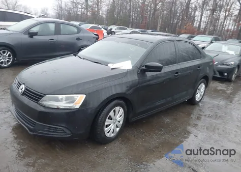 2013 Volkswagen Jetta 2.0L S из США, поврежденный, VIN 3VW2K7AJ7DM353130
